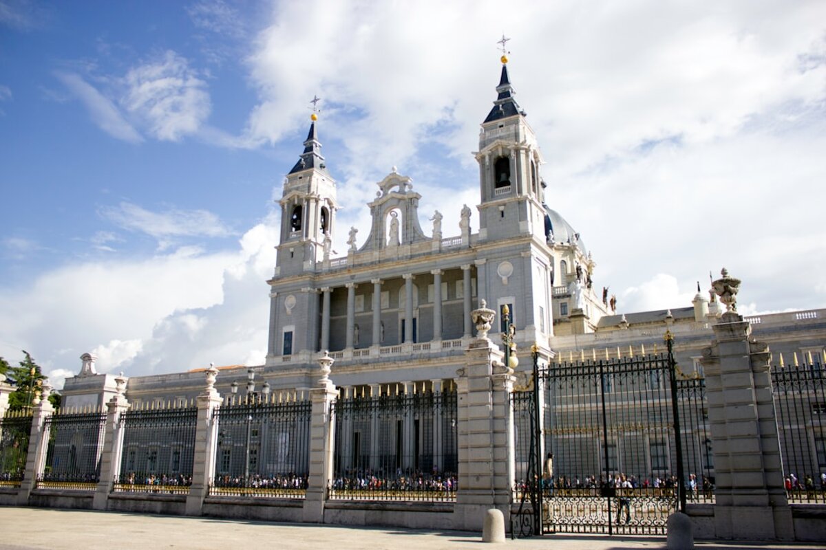 Madrid City Hall - empadronamiento registration office